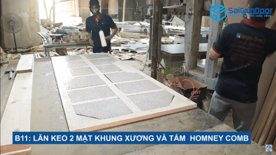 Lăn keo tấm Homney Comb và khung xương