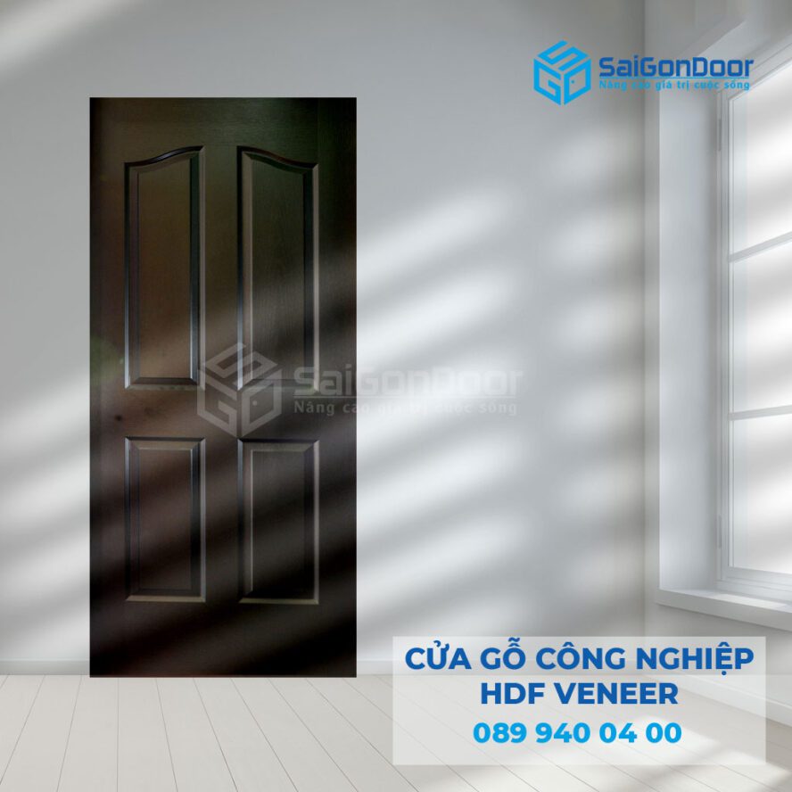 Cửa gỗ công nghiệp là gì